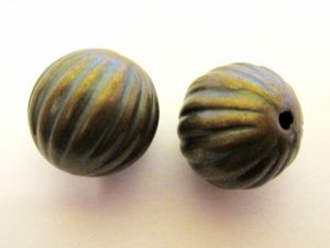 Copper coated bead ball with green patina M