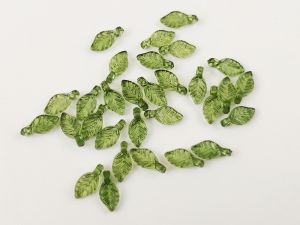 Lehtiriipus akryyliä havunvihreä (30kpl)