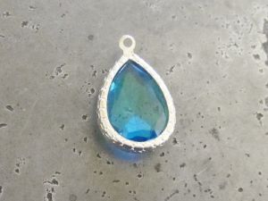 Framed crystal drop turquoise