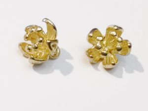 Riipus kukka 9x9mm (2kpl) K/M