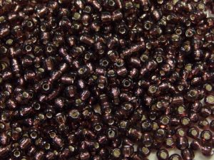 Glass seed bead 6/0 silver foil plum (bag)