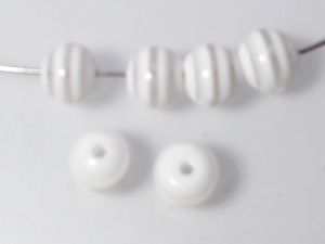 Resin bead clear and white 10mm (20pcs)