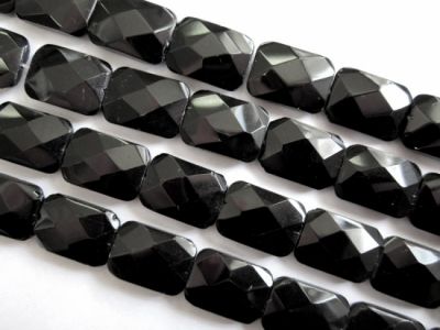 Crystal glass bead rectangle black
