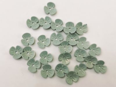 Akryylikukka 3 terälehtinen opaali salvia (25kpl)