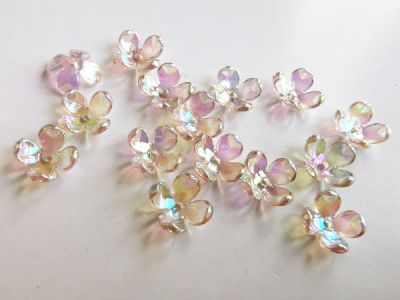 Akryylikukka 4 terälehtinen AB beige (15kpl)