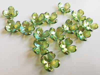 Akryylikukka 4 terälehtinen AB vihreä (15kpl)