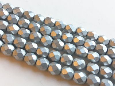 Tsekkiläinen lasihelmi 6mm fasettihiottu matta hopea (20kpl)