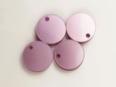 Akryyliriipus 15mm metalli vaaleanpunainen (4kpl)