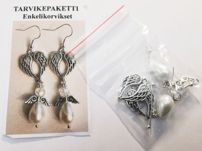 Tarvikepaketti: Enkelikorvikset pienillä enkelinsiivet riipuksella