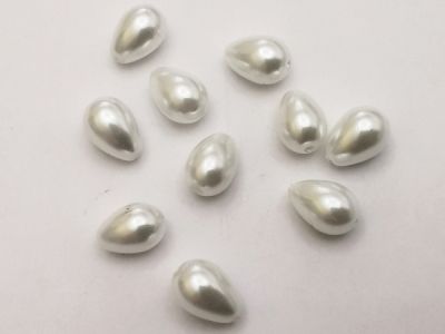 Helmiäislasi pisara valkoinen 5x7mm (10kpl)