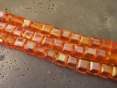 AB-kristalli kuutio oranssi (6mm)