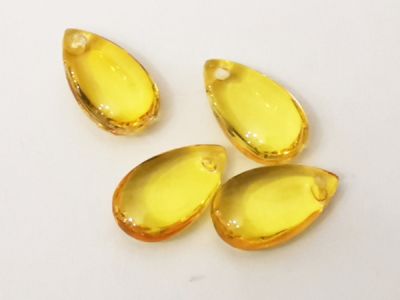 Lasipisara keltainen 13,7x8x4,7mm (4kpl)