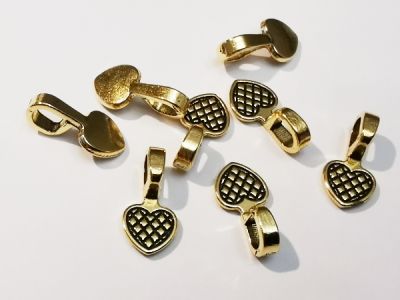 Liimattava riipuspidike sydän ( 8kpl) AK