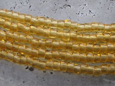 Tsekkiläinen lasi fasettihiottu mutteri 6mm meripihka (30kpl)